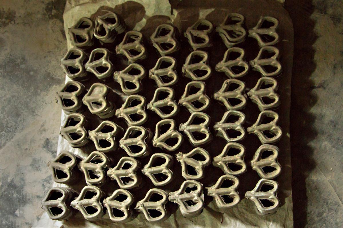 col-sm-4
