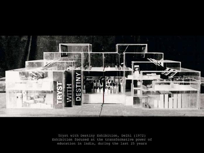 col-sm-4