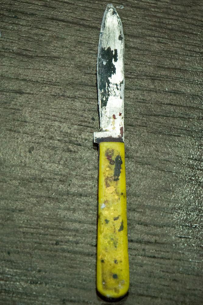 col-sm-4