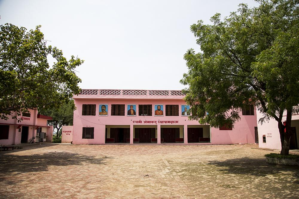 col-sm-4