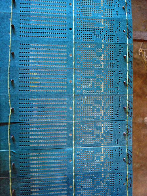 col-sm-4