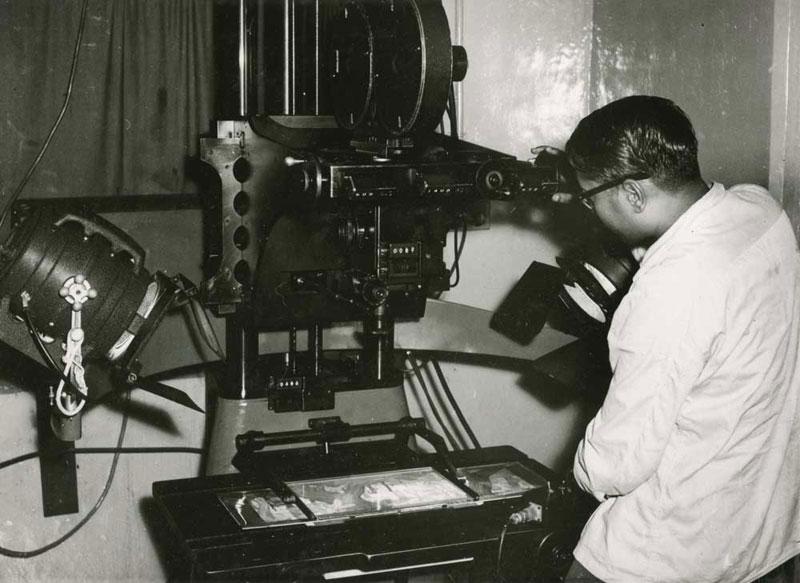 col-sm-4