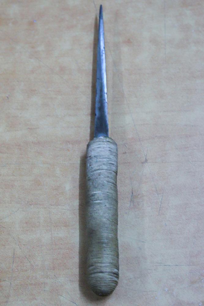 col-sm-4