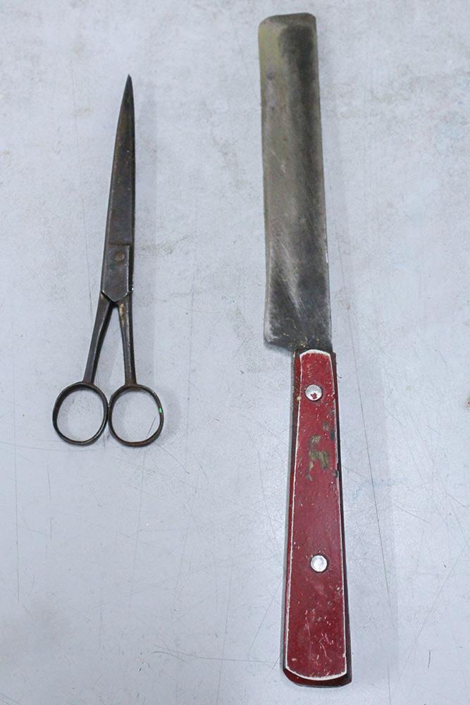 col-sm-4