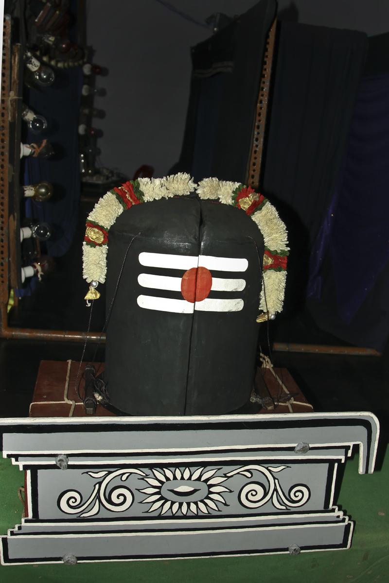 col-sm-4