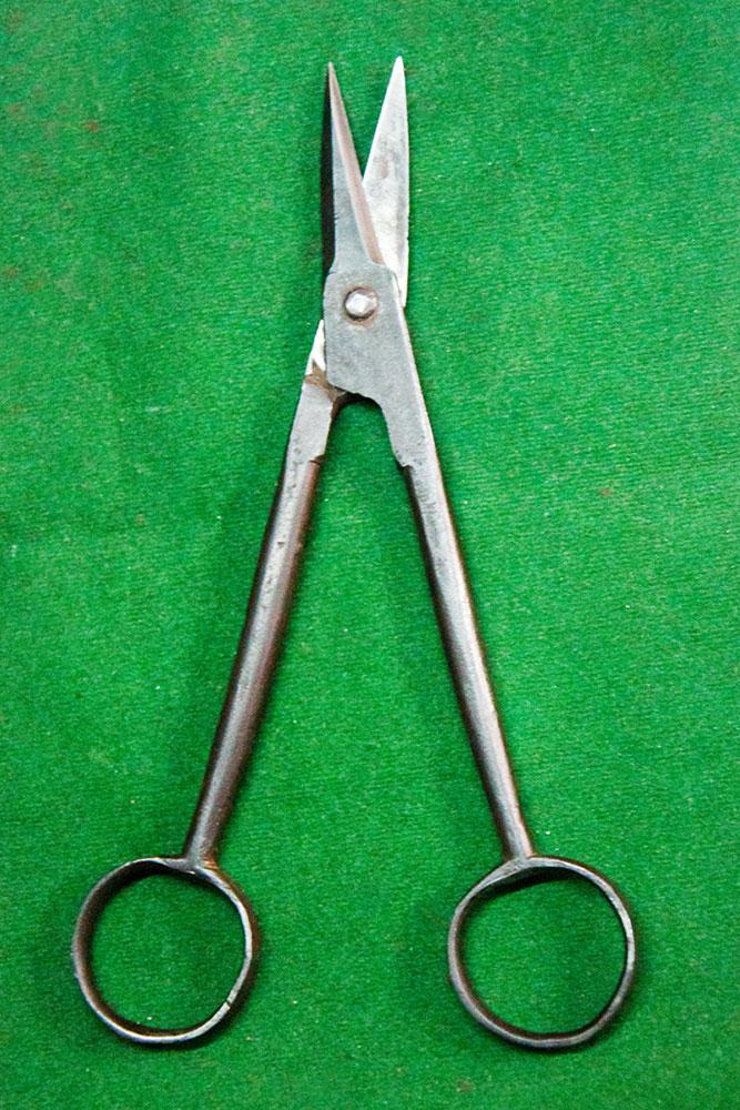 col-sm-4